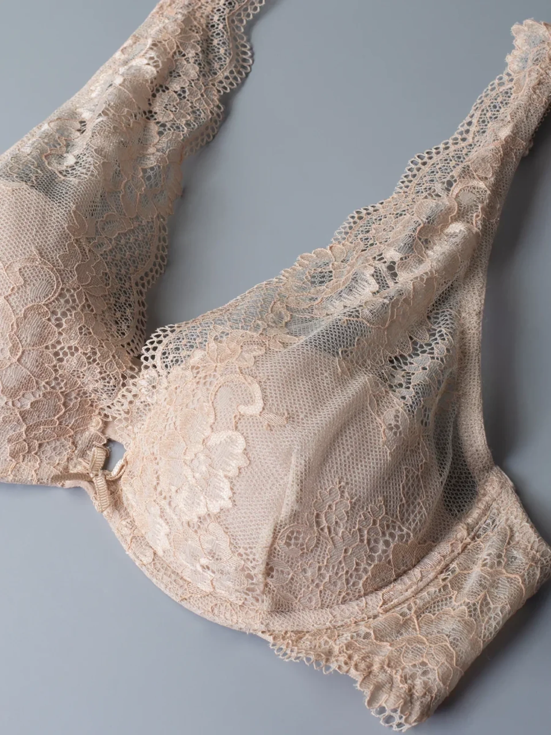 %D0%A1%D1%83%D1%82%D0%B8%D0%B5%D0%BD%20%D0%B1%D1%80%D0%B0%D0%BB%D0%B5%D1%82%D0%B5%20%D1%81%20%D1%82%D0%B2%D1%8A%D1%80%D0%B4%D0%B8%20%D1%87%D0%B0%D1%88%D0%BA%D0%B8%20Sielei%202451%20Wonder%20Lace